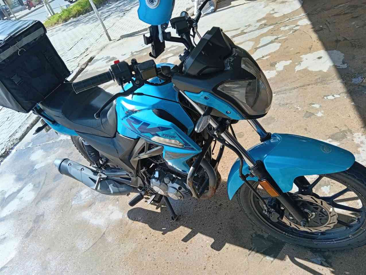 السلام عليكم RK200 موديل 22 رقم بغداد مميز 70100 بسمي الدراجه هزه جديده مشروع وطني الدراجه خير من الله عوزهه ملاحضات بس سعر 1900 وبيهه مجال بسيط رقمي*********** مكاني الشعب
