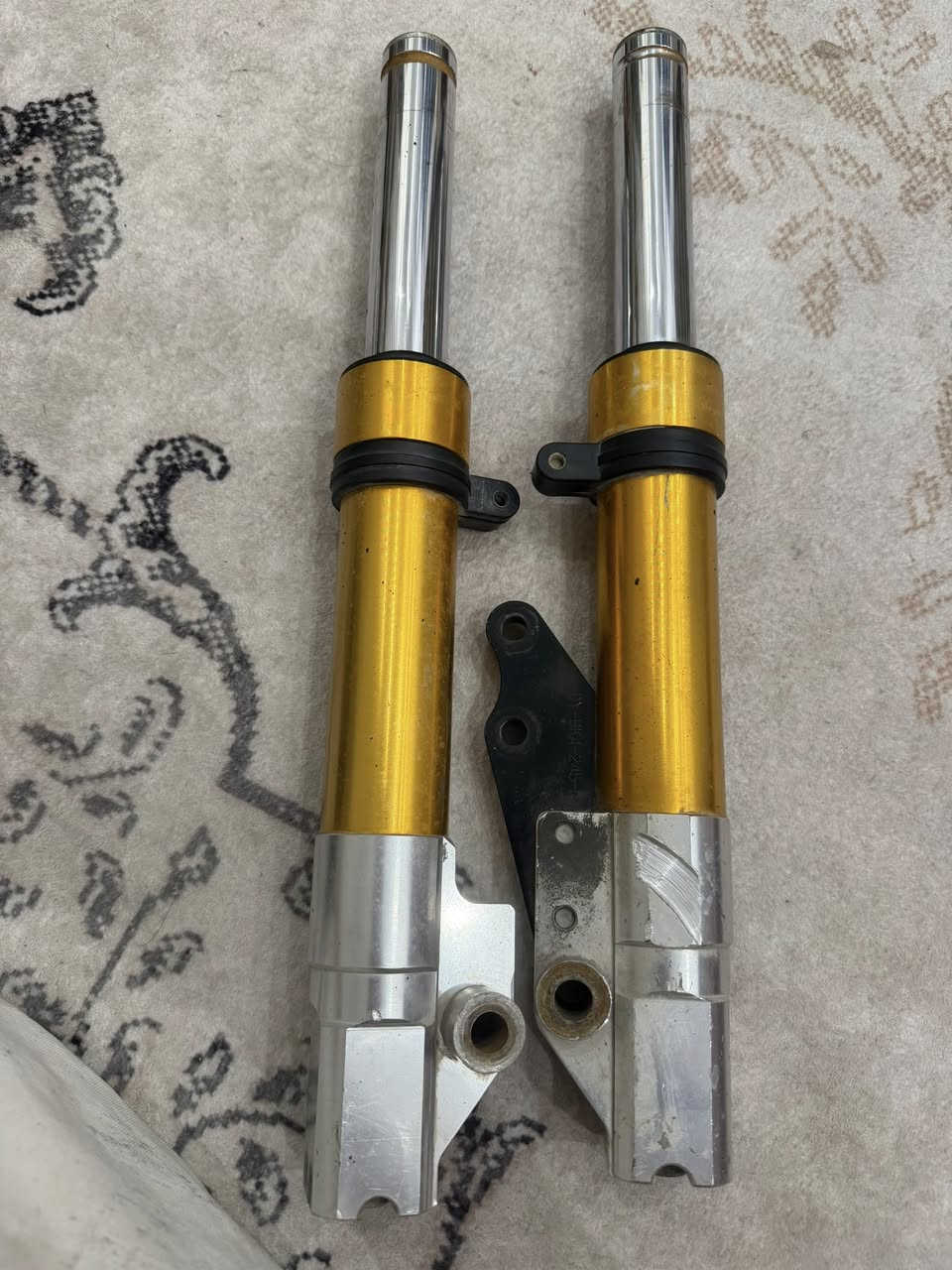 سلام عليكم 
غراض جبلي للبيع اسعارهن مناسبه   
متواجد فيس وهذا رقمي ***********
توصيل موجود
