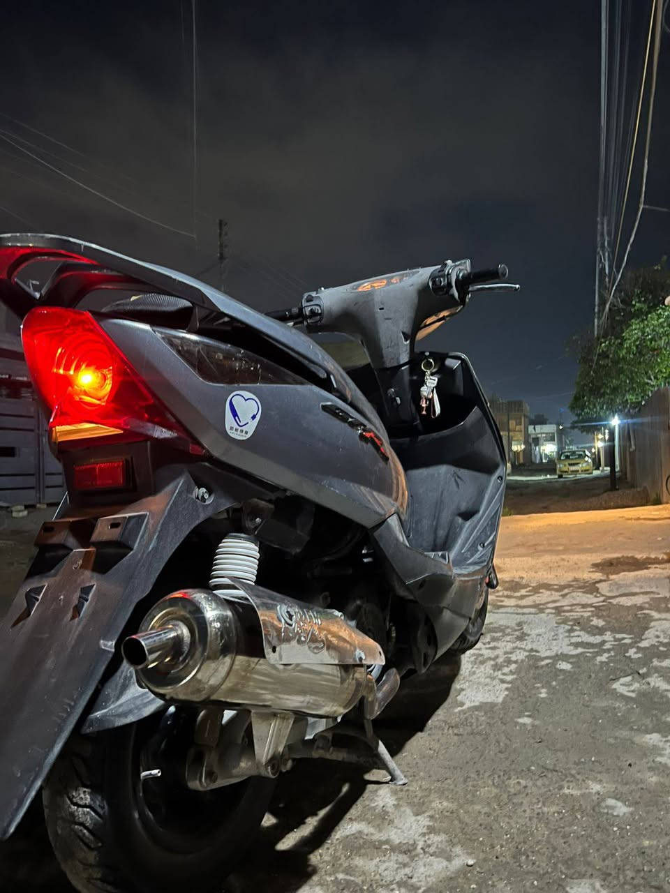 من رخصت ادمن 
سلام عليكم 
ماكس ثعلب للبيع 
نوزل
مكينه مامفتوحه+شلعه معدل فول
صالنصه ستيل + تجي وياه صالصنه بلاديه
يرغب بل شراء يتواصل عل واتساب 
***********
