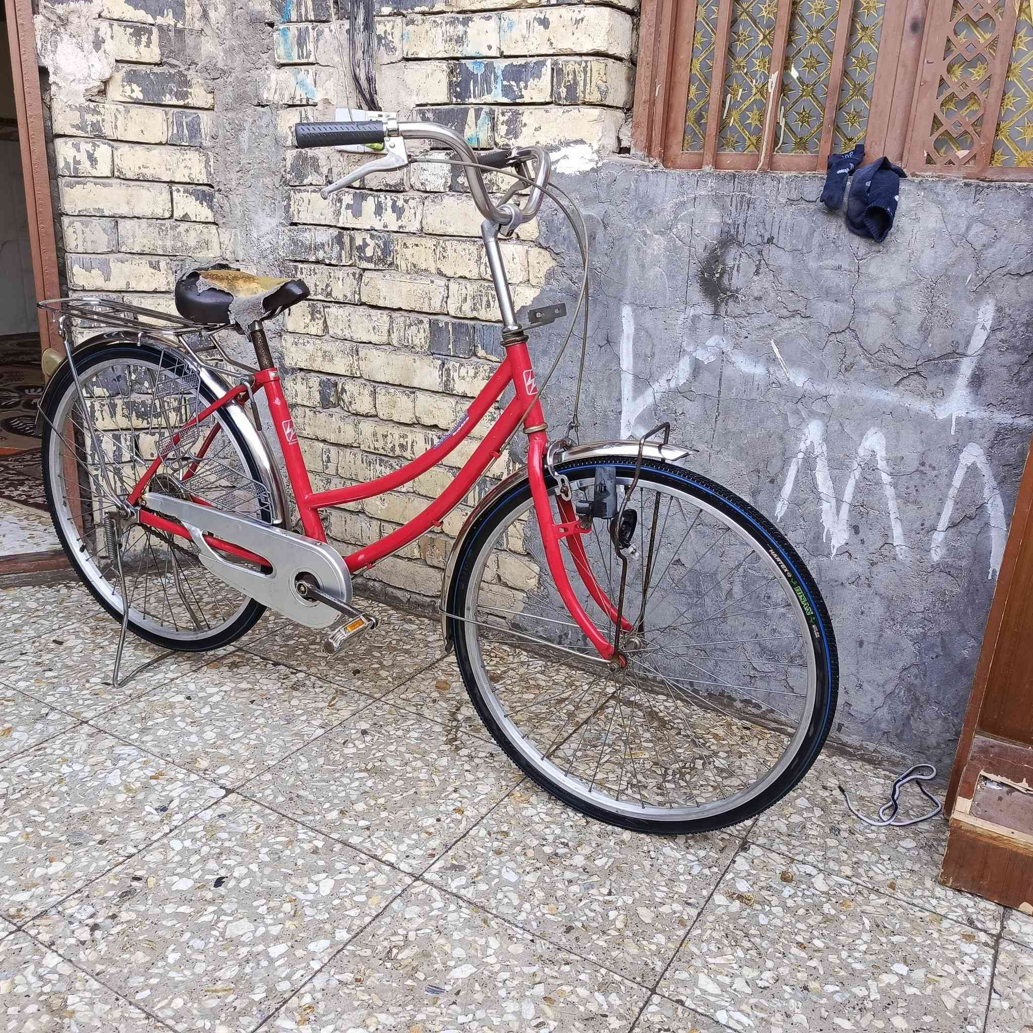 السلام عليكم بايسكل بناتي حجم 26 نضيف حيل مثل ماموضح الك بل فيديو مكاني بغداد السعر (80) وبي مجال
رقم الهاتف *********** متواجد عل فيس
