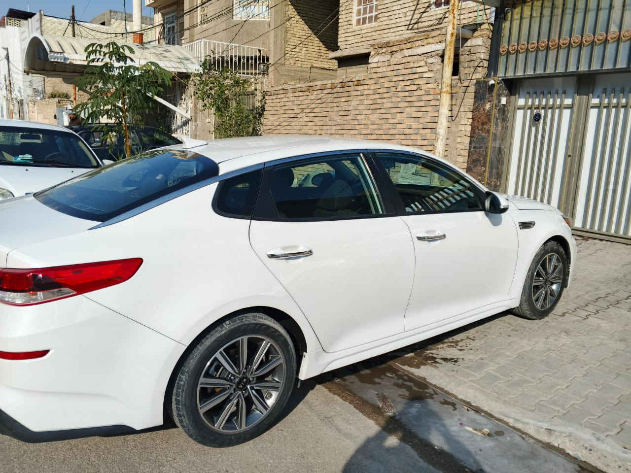 السلام عليكم ورحمة الله وبركاته
اوبتما 19 ابيض صدفي 
مبدل بيها قطعتين اصلي بدون صبغ ولا ارباك
محرك وكير وحداديه مامفتوحات 
رقم اربيل بسمي شخصيآ 
رقم وسنويه جدد لل 31 
مكانها نجف 
***********
