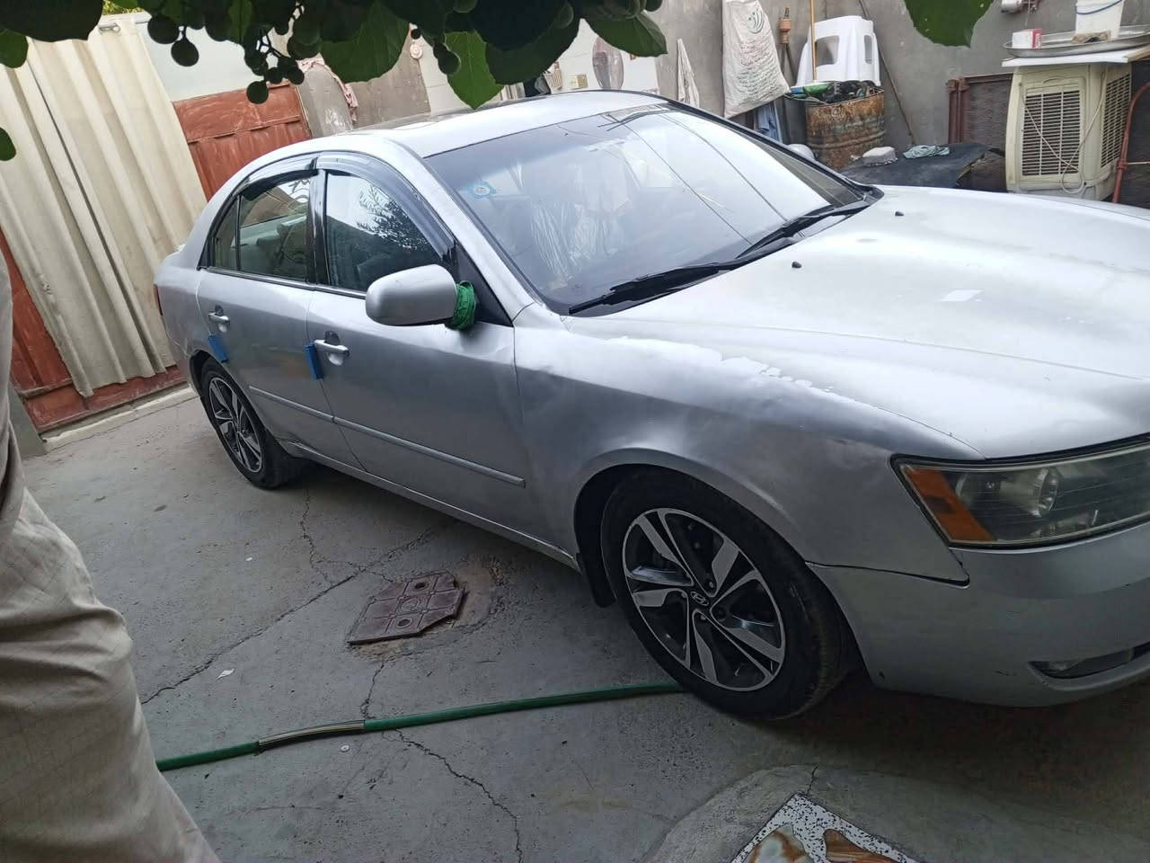 سلام عليكم سوناته للبيع موديل 2006بسمنه كير مكينه كهربايات كلها شغاله تبريد تدفه مشروطات بيها جفيا بسيطه ومعمره 70اوبيها مجال ***********
