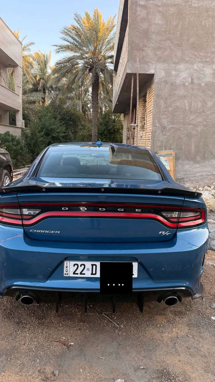 السلام عليكم 
للبيع جارجر R/T 5700 
موديل 2022 
اللون مميز ازرق 
ماشيه 64000 ألف 
حادثها فقط جاملغ ايمن بدون دواخل بجم كبس 
رقم الشاصي مرفق بلصور 
السعر 26000 ألف دولار 
السيارة ماشاء الله نضيفه حيل وبلعافيه ع ياخذها 
للاستفسار ***********
