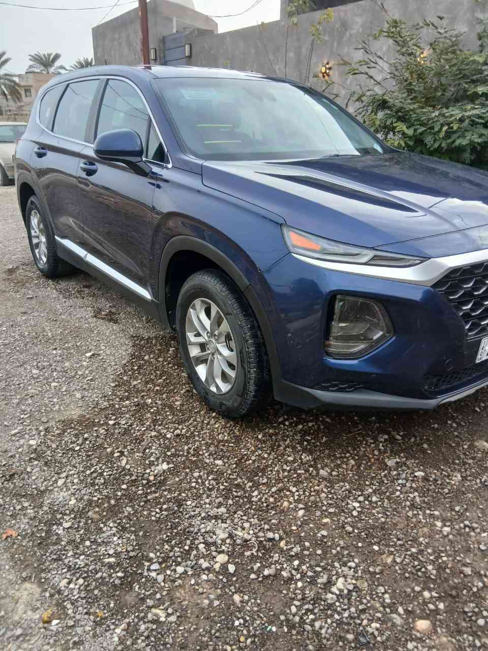 السلام عليكم رمضان كريم على الجميع سنتافي موديل ١٩ بسمي مكينه٢٤٠٠ تبريد تخم تاير السياره جديده مابيه اي نقص بيه قطعتين صبغ السعر ١٥٠ وبيه مجال للطيبين ***********
