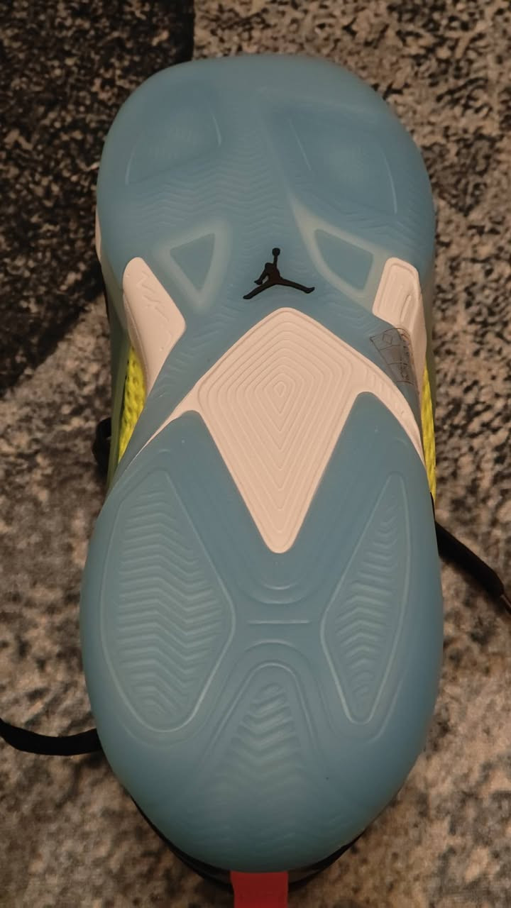 جوردن جديد غير مستخدم القياس 44 ونص طول القدم 29 السعر 30


**إذا كنت صاحب هذا الإعلان وتريد حذفه لأي سبب، رجاءا أرسل رسالة إلى الدعم الفني**