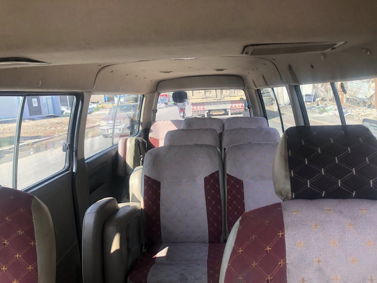 اج وان للبيع 2015سياره جاهزه بيهه ضربه  بل دوسه مال عبري ولباب مبوط ومعدلينه مكينه جديده ياباني تي واي صدر خير من الله جديد السياره بسمي ال 29 هيه مصفره عليهه غرامه ٧٠٠من كشنات ستاركس قلابي كهربائيات كلهه شغاله تحويل ثاني يوم سعرهه ٨٠ وبيهه مجال بصيط *********** متواجد عل فيس
