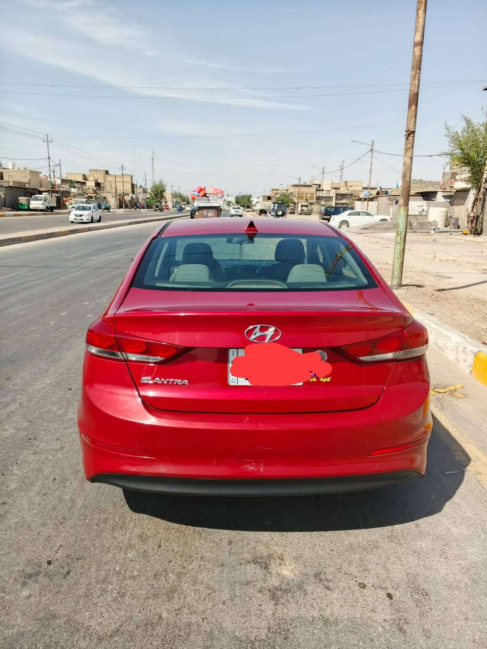 مرحبا سيارة النترا موديل امريكي 2018 ماشيه 89 جاهزه ماتصرف عليها شي مامتعبتها بس اروح بيها لدوام وارجع نضيفه كلش كير وميكنه خير من الله رادار ثلاث انظمه تحكم جهتين تبريد ثلج حادثها مثل ماموضح بالصورة مكانها بغداد باسم اخوية تحويل ثاني يوم سعرها  126 وبيها  مجال شي بسيط الاستفسار ع هذا الرقم  رقم اخويه  ‏‪***********‬‏
