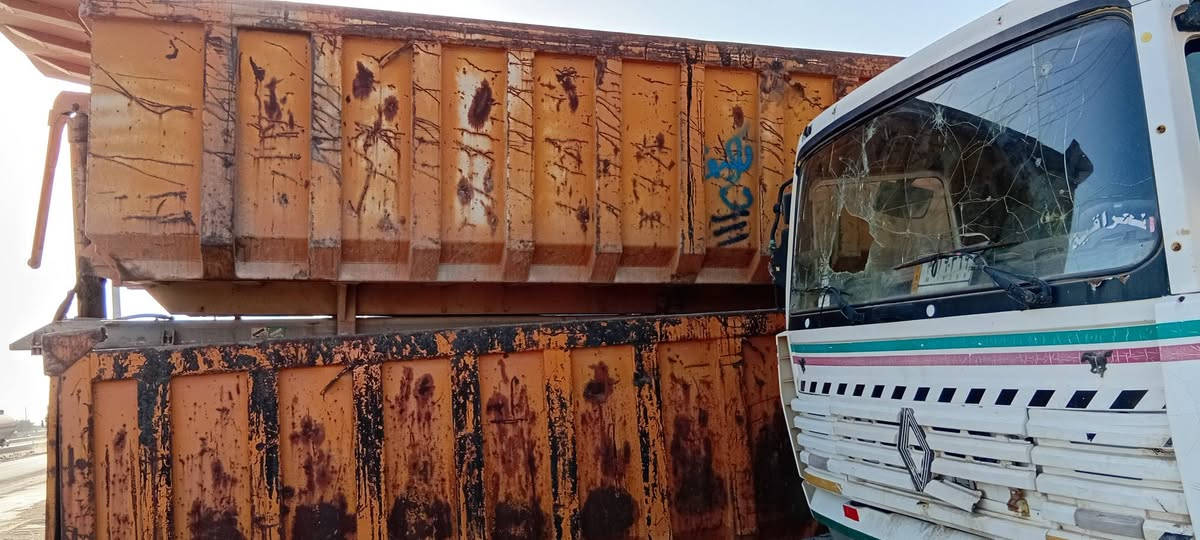 السلام عليكم للبيع رينو موديل ١٩٩٣ تحويل السعر ٤٠ ورقه وبيه مجال مسجله بل السنويه راس تريله *********** معرض ابن المدائن
