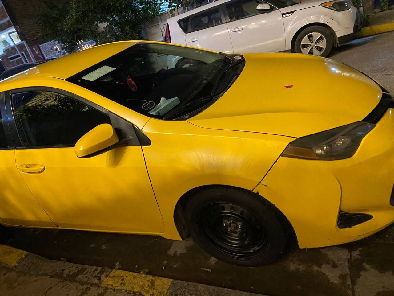 بدون ايرباك بدون تبديل حته الدعاميه لبلاديه
كير مكينه صدر كفاله 
رادار حجر 
بيها نواقص بصيطه 
مكاني بغداد 
السعر 148 
***********
