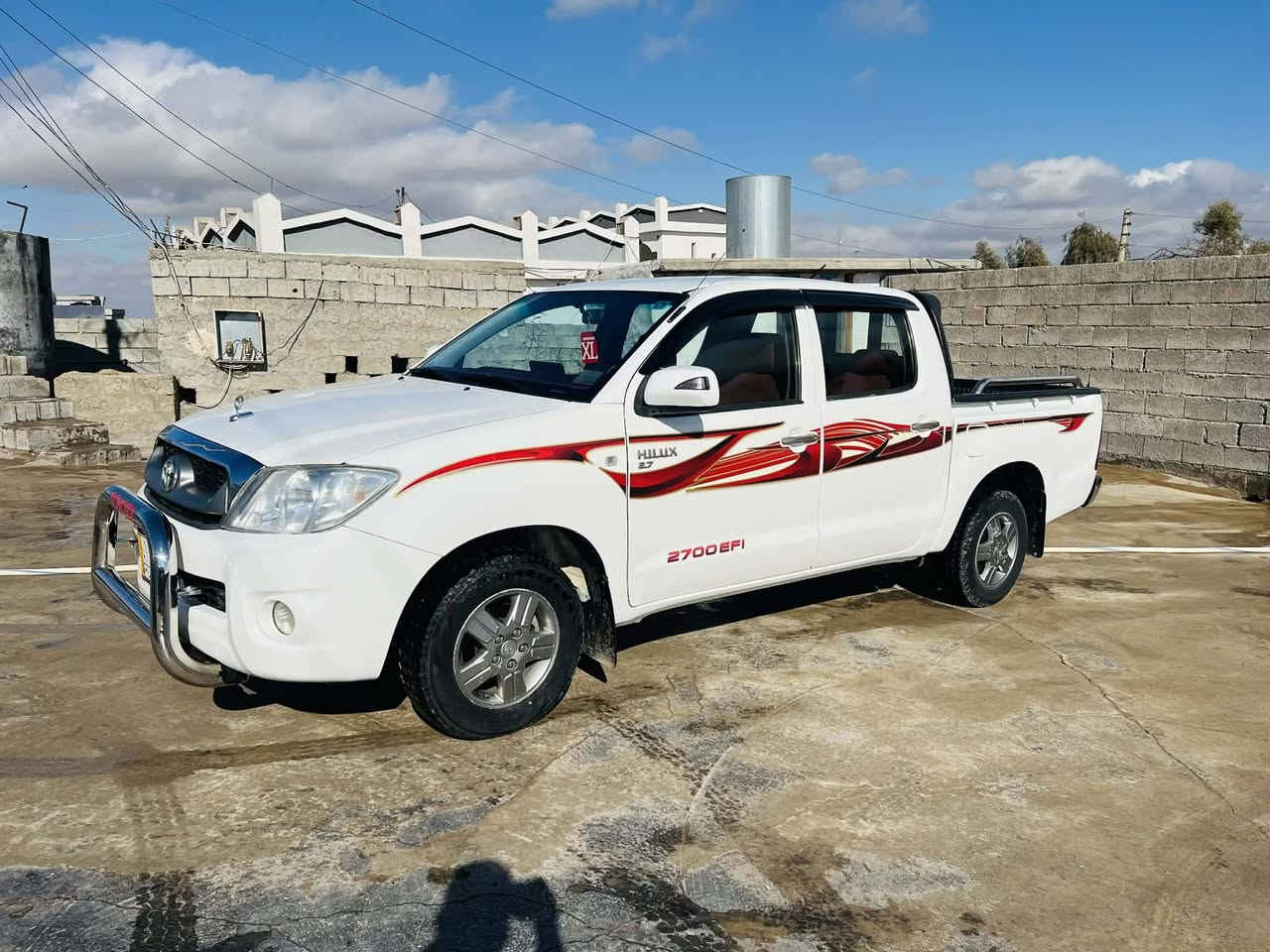 للبيع عذاري موديل 2010 سعودي شاصي 19 كير عادي رقم صلاح الدين دولي مشروع وطني سنويه مجدده لل 29 بأسمي شرط التحويل والوكالة السياره بيه قطعه وحده فقط بونيد صبغ بدون دواخل شرط الفحص السياره محرك وكير بشرط السياره وضع شركة مال جناي السعر 160 للإستفسار الاتصال على هاذه الرقم *********** العنوان كركوك الحويجه العباسي قريه العيون واقرء المنشور زين واتصل وحياك الله
