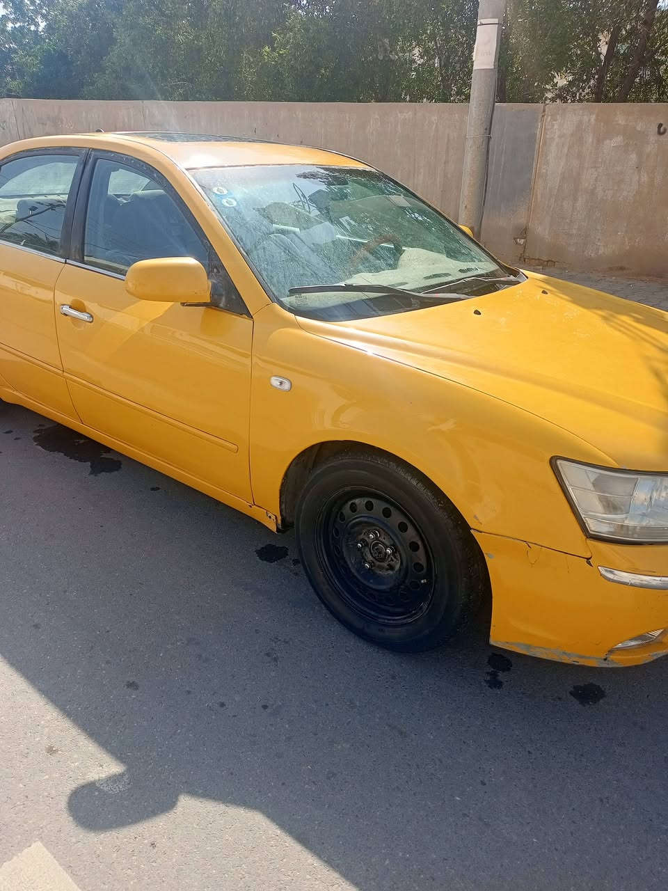 السلام عليكم سوناتا للبيع مكينه سته سلندر غاز بنزين يحتاجها حداديه صوت برواجز مكانها واسط كوت ورقمها واسط باسمي اليحب يتصل ***********
