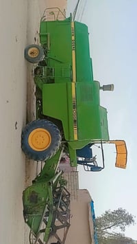 حاصدة • موديل ١٩٨٨ • محرك معمر