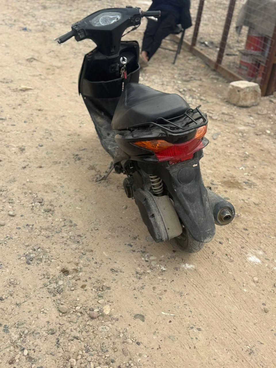 السلام عليكم 
دراجه ادرس ياباني حديث 
الكفر الامامي مبدل مال صيني 
المكينه تبخر
مكان بغداد الدورة
***********
