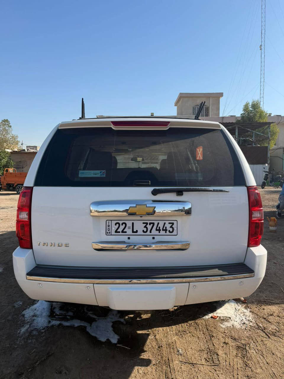 السلام عليكم 
للبيع فقط بدون مراوس 
تاهو ٢٠١٣ اصل ltz خليجي  
كفالة عامة من تبديل وصبغ وبارد 
ماشية ١٨٠ km 
حدادية وتخم تاير جديد 
السيارة عليها ادامة كامله ستوة مسويها 
السيارة حلوه مابيها نقص برغي 
طبعاً السيارة فول مواصفات واحد ع واحد 
السعر 296 وبيها مجال
العنوان البصرة 
رقم الهاتف:*********** البصرة, العراق
