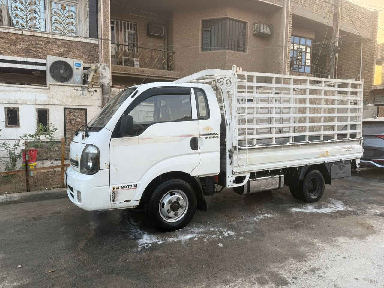 بسبب الوعود الكاذبه  اعيد النشر سلام عليكم  كيا فحل موديل ٢٠١٦ رقم بصره مشروع وطني محرك  ٤٠٠٠تبريد ثلج تخم تاير  كير محرك مكفول بسمي  سياره  حلوه ونظيفه وجهازه لشغل مكاني بغداد الخطيب ***********
