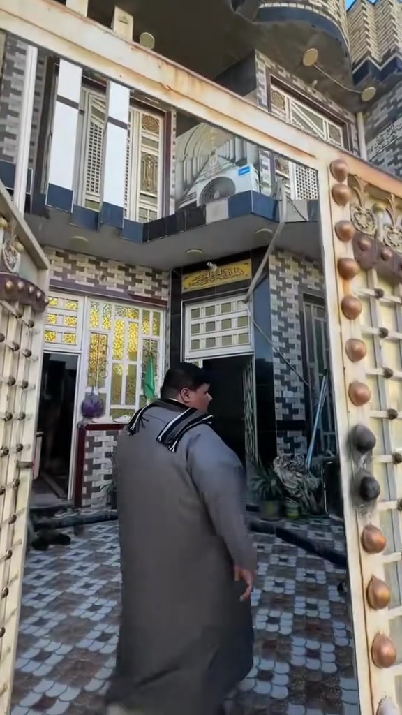 دار سكن للبيع 📍حي الامين اولى
📍 قرب مدرسة هاجر
* المساحة البناء : 125 م² بناء حديث
* سنة البناء: 2020
الطابق الأول:
* غرفة نوم
* صالة
* استقبال
* مطبخ
* صحيات داخلية وخارجية
الطابق الثاني:
* غرف نوم عدد ٣
* صالة
* مجمع صحيات
* بناء حديث وموقع ممتاز
مكتب النجيماوي📍حي المعلمين مقابيل مطعم كوخ السلطان 
***********
