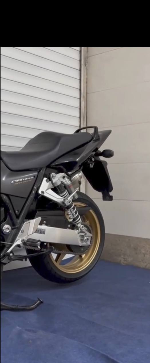 دراجة سيفي فور دراجه موديل 2011 مكينه مكفوله واحد على واحد*********** سعرها 10
