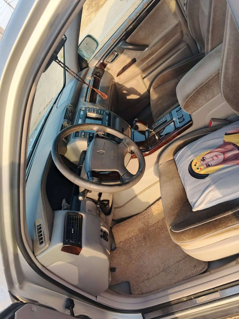 سلام عليكم جنون ادوات للبيع كصه جنطه سياره جاهزه عله اخر حبايه تبريد حداديه تخم تاير  كهريائيات كله جاهزه بيه مكينه فيفتي ٣٠٠٠ سعر ٣٤وبيه مجال  اتصال عل رقم ***********..
