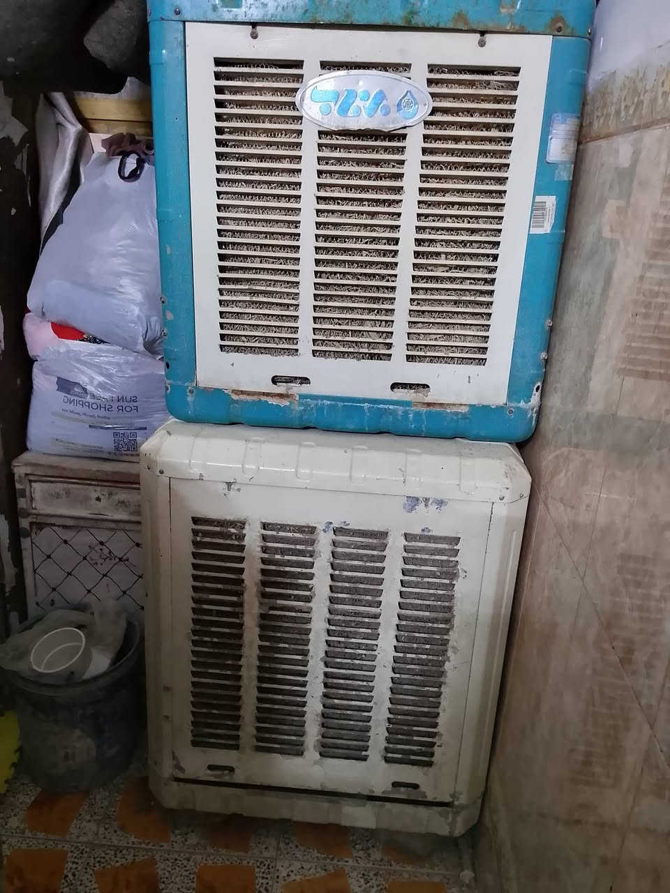 سنكي اربع ابواب ومبردات2 للبيع العنوان حي الأنصار
تصل على هاذه الرقم ***********
