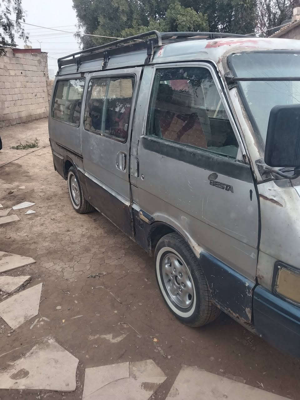 السلام عليكم كيه بسته مديل 93مشروع وطني سنويه لل27تحويل ثاني يوم محرك بي بخار قليل شواصي ما بيهن شي نضيفات تخم تاير كير اكسن خير من الله للاستفسار الاتصال على الرقم *********** للبيع او مراوس
