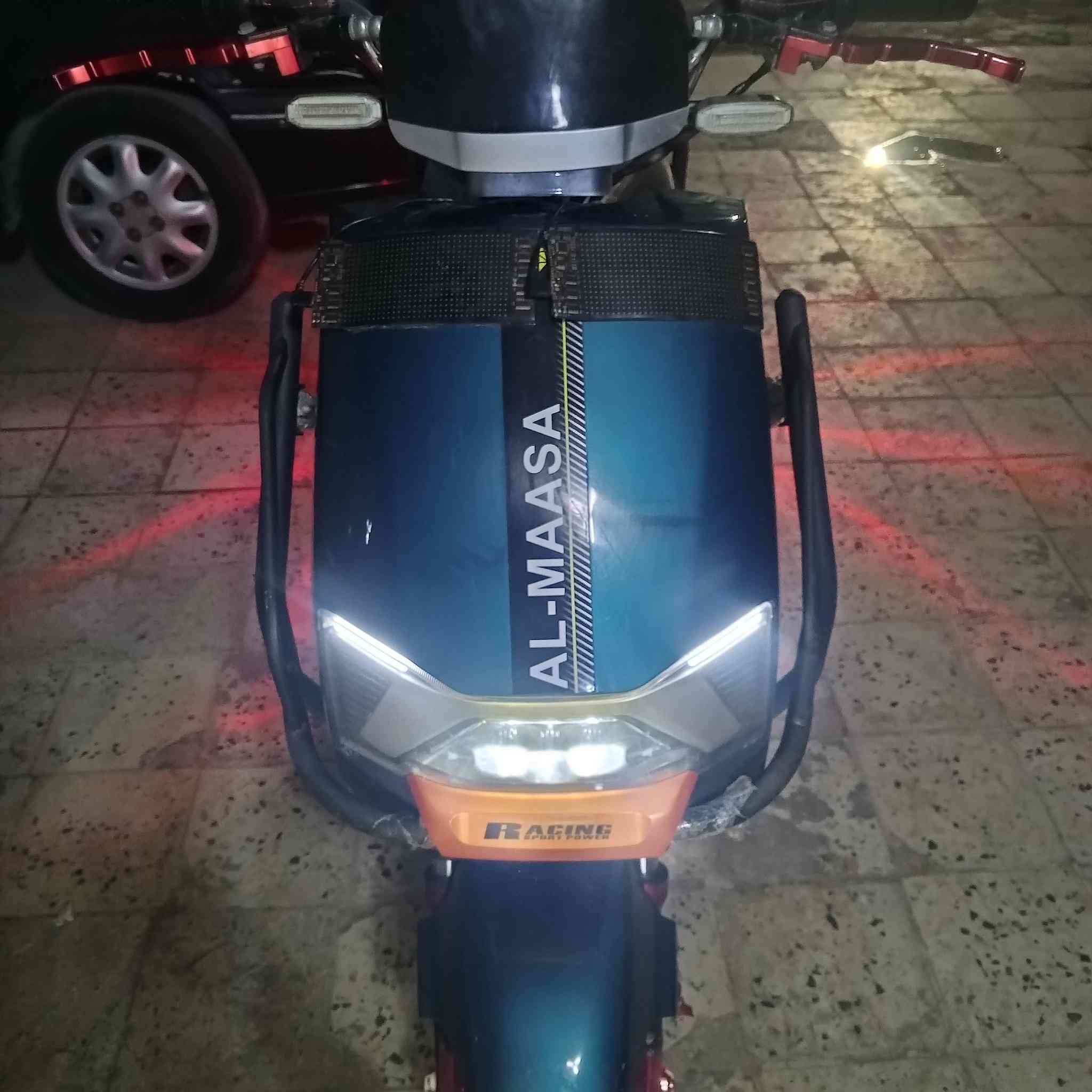 سلام عليكم موطور شحن ماسه نضيف
وشغل سعر 650وبي مجال لشراي عنوان رمادي صفوفيه شارع الجانبين رقم الهاتف ***********
