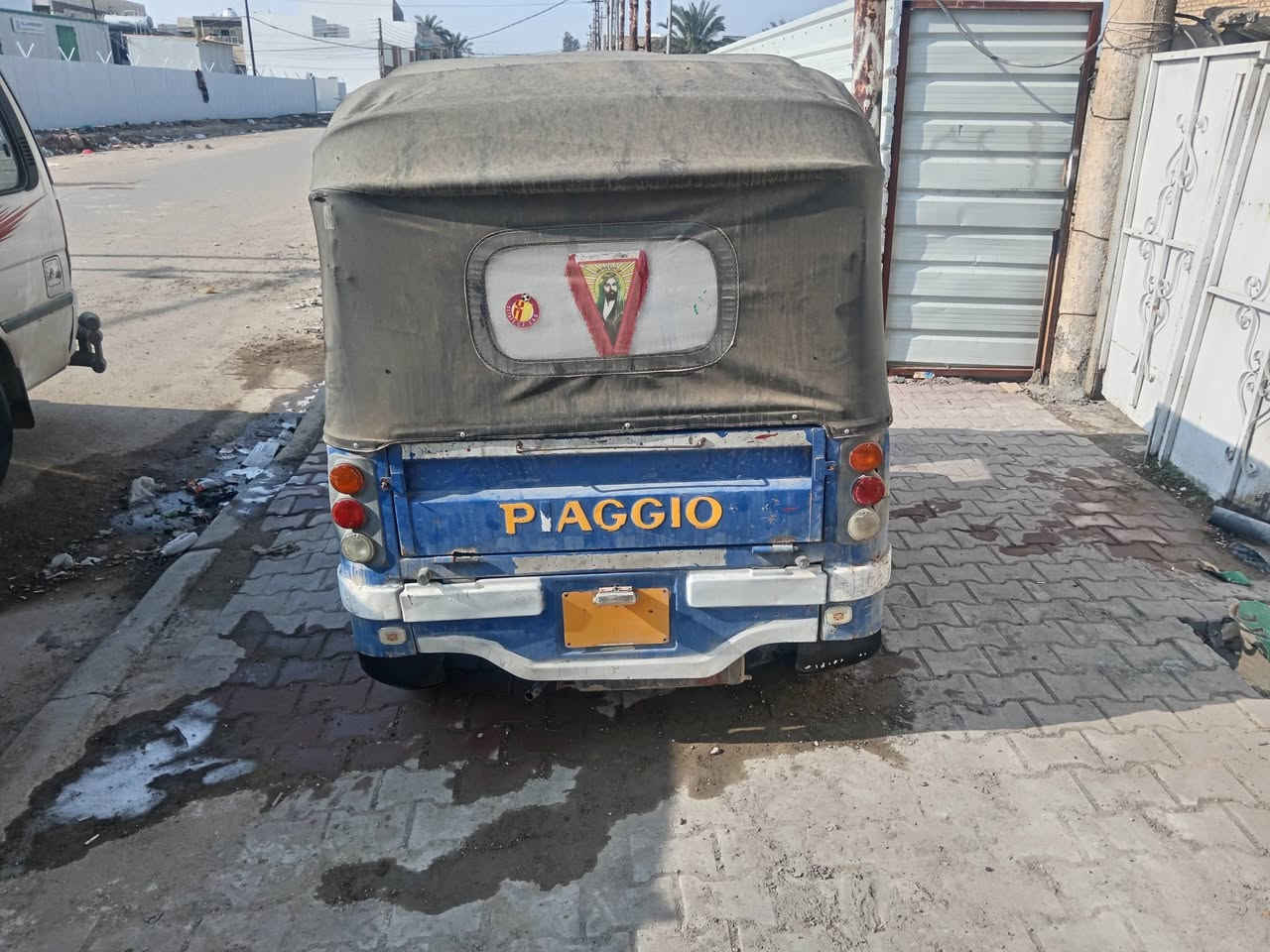 السلام عليكم تكتك بياجو موديل 17محوره تي في اس قبل شهر شاده تخم تاير جديد جادر جديد اراقه نقص ورقتين لسعر 17000بغداد الحسينيه ***********
