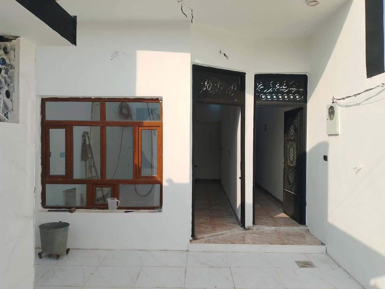 بيت ١٠٠ متر للايجار  غرفه مطبخ استقبال صحيات
يقع فـჂ̤ منطقة شركه طارق شارع ٢٠ قرب المستوصف
ايجارة ٢٥٠ الف شامل اجور الماء والكهرباء 

***********
