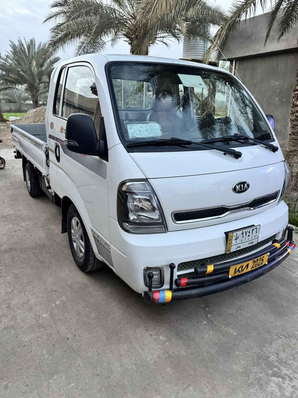 السلام عليكم كيا 2700موديل 2021مكفوله كفاله عامه ماشيه 111الف سياره تخم تاير شرط الكوري محرك مكفول كير اكسل كفاله عامه السعر 135وبيهه مجال مكان بغداد المدائن 
***********
