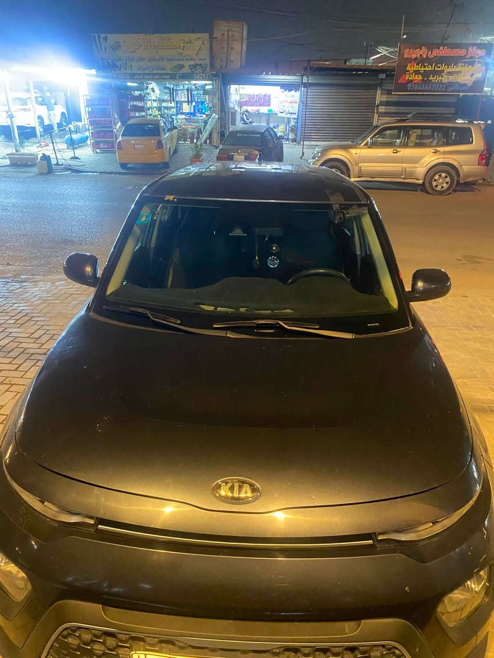 السلام عليكم
سيارة صول 
موديل 2020
محرك 2000 دوش
وارد أمريكي 
الرقم:***********

السعر 140 ورقة وبيها مجال .
