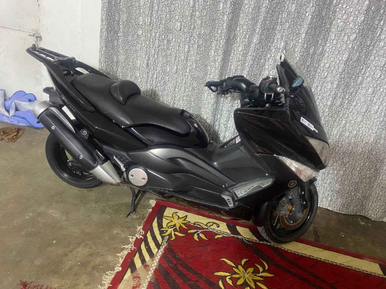 يا الله السلام عليكم تي ماكس2011 دراجة مكفولة كفالة عامة من الزلغ ماشية17 الف حقيقي الدراجة ما طالعة شهرين من البيت مغطيهة وعايفهة ليل شارعنة محفور   الدراجة برغي مال ملعوب بيهة كلة على البلادي نازلة من ماهر الكناني مكاني بغداد الحيسنية الرقم ***********
