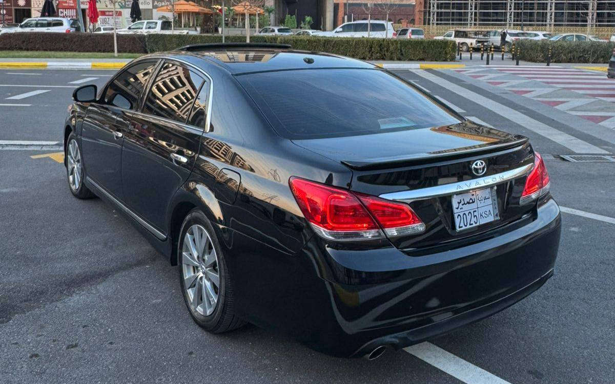 تۆیوتا ئەڤەلۆن 2012 ی ساخ
قەپات مواسەفات فول فول
بێ ڕەقەمی دوبەی
بێ بۆیاخە سەیارەکە
هەموو گیانی لەسەر دەقی شەریکەیە
گێڕ و مەکینە کەپسە و نەکراوەتەوە
دەنگی دیجیتاڵیشی بەشەرت
کوشن و و بەرگەدەرگا و ناوەوەی هەموو لۆکە و تێنەگیراوەیە

سعر لە کۆمێنت داوابکە ڕاستەخۆ بۆت دیت 📩 

چوار تایەی (Toyo)ی شەریکەی سفری لەژێرایە
یەک دینار مەسرەفی تیا نیە
لە سلێمانیە سەیارەکە

ژمارەی خاوەنی 
***********
