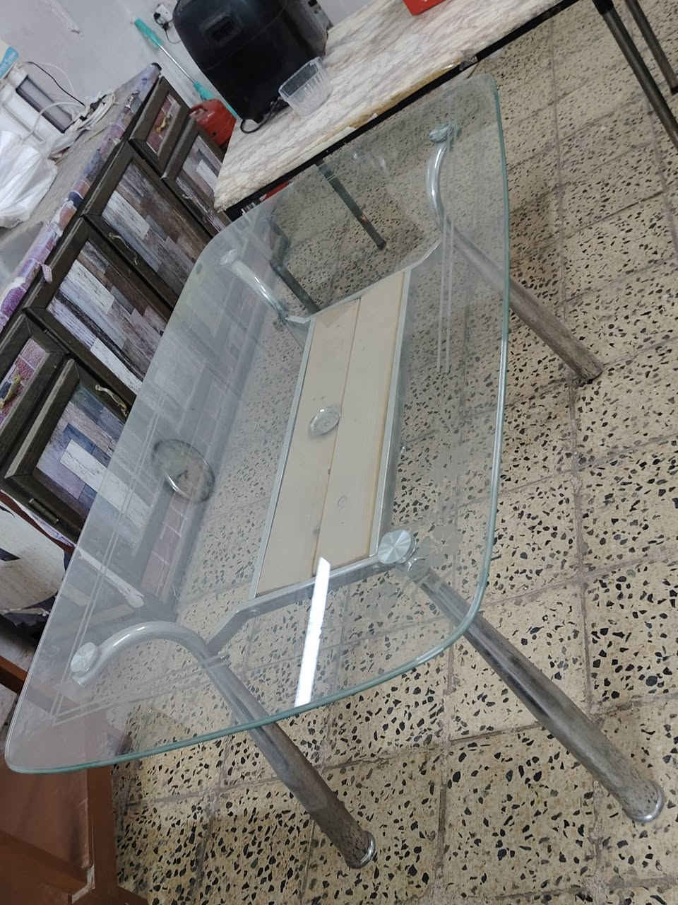🔸اكو خدمه توصيل بكروة 🔹
اغراض نضيفات جداا المكان بغداد حي الجهاد الاستفسار ع هاذ الرقم *********** او ع خاص متواجد
