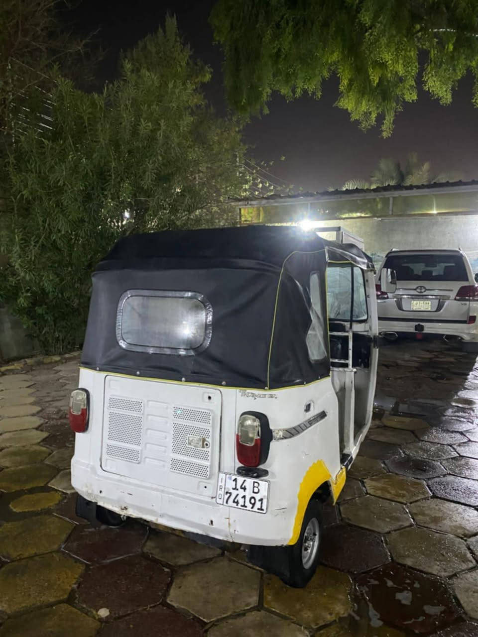 تكتك  ..تي في اس.. رقم وسنوية للبيع او للمراس شنوعندك اوراق اراوسك
مكينة مجفتوحة مرة وحدة
تخم تاير 
خياسات قليلة بلدوس
السعر 4 ونص 
اذة اكو وحدة مراوس اراوسك 
*********** واتساب
