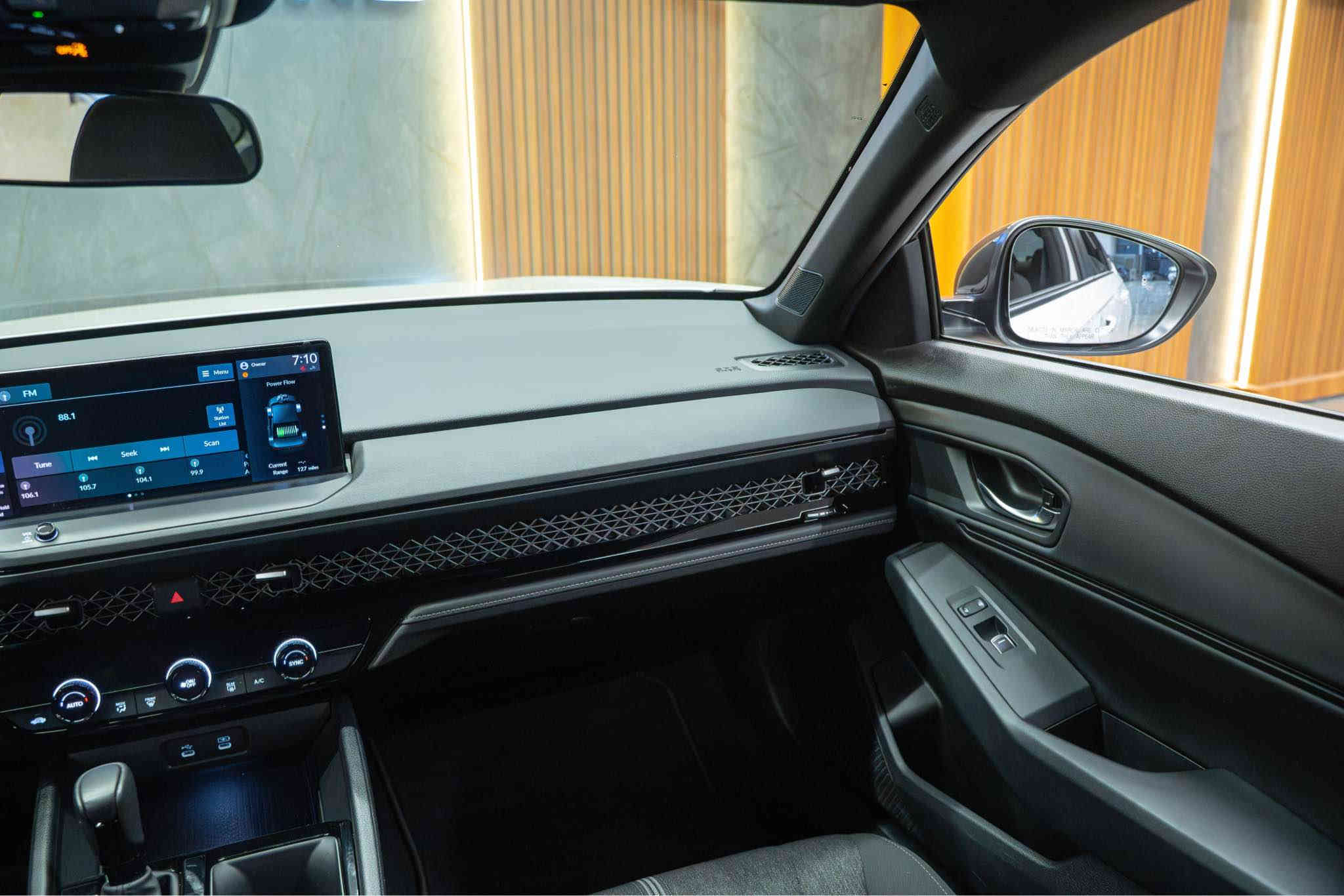 وصول الجديد هوندا اكورد سبورت 2024 نصف جاملغ خلفي صبغ ايرباك التكمه سستم ماشي 7 الف ميل محرك هايبرد وبانزين بدون رقم يترقم شمالي مكان دهوك السعر 22.500$ مجال 

***********
*********** سميل
