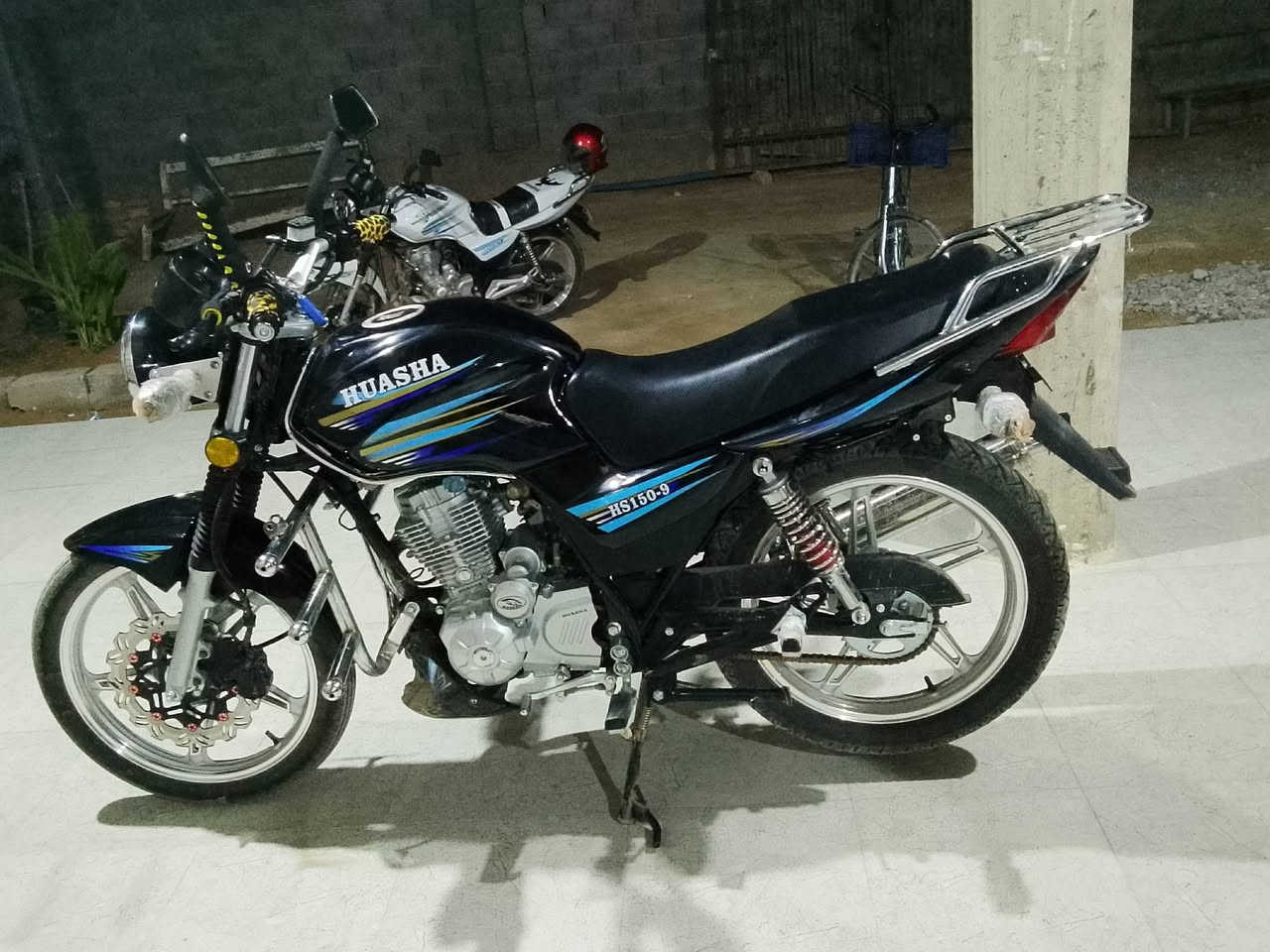 السلام عليكم ورحمة الله وبركاته  هايوشه للبيع موديل 2025 مكفول الاستفسار على الرقم  ‏‪0785 869 4233‬‏
