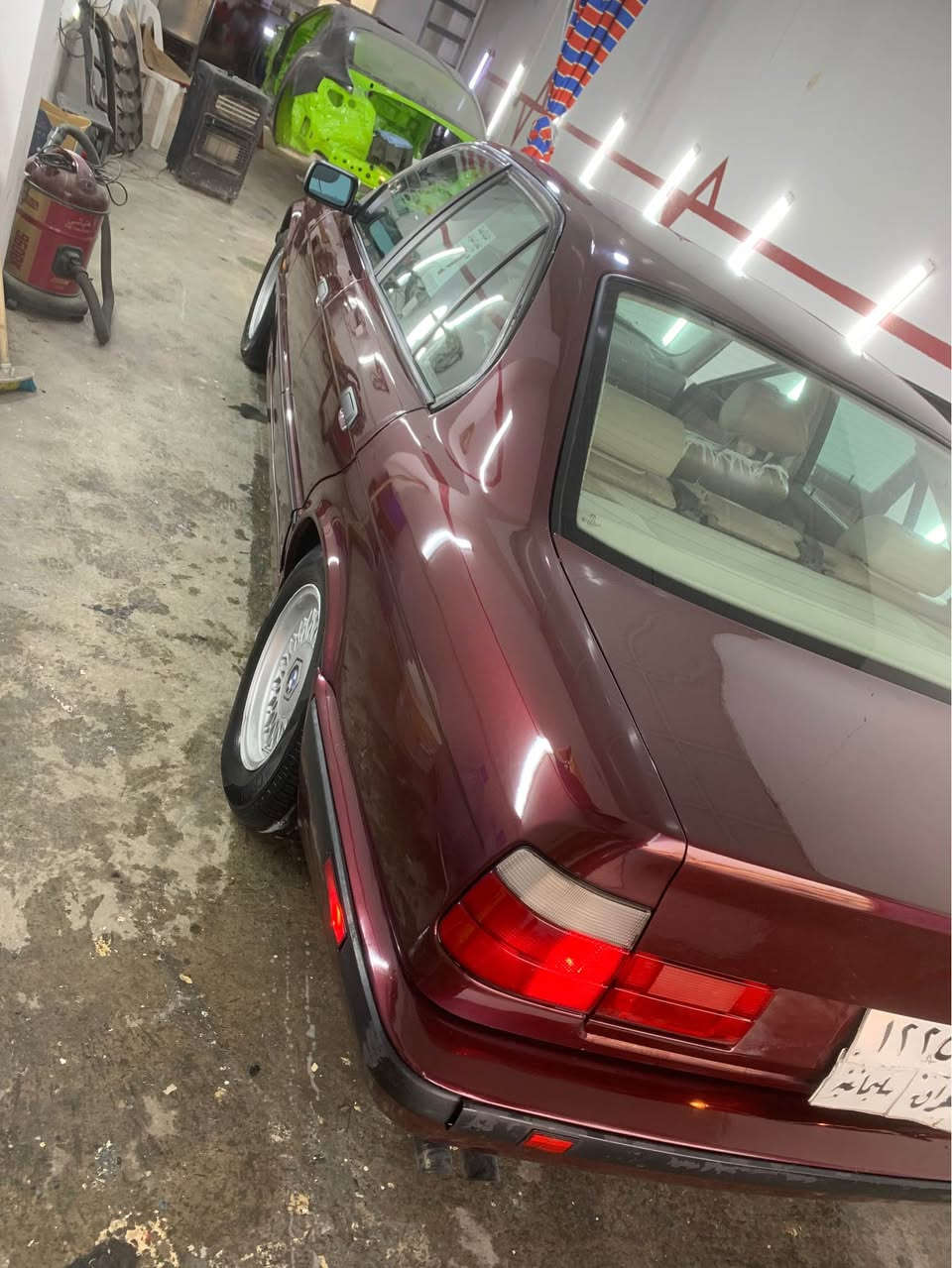 بئم بۆ فرۆشتن 525iگئر عادی ١٩٩١بئ دەعم سەیارەکە زۆر جوانو پاک تاقانەیە یەک دینار مەسرەفی تیانە سلەیتە تایەی تازەیە کوشن جلدە کوشن کارەبایە 
هەنک شتی هەیە بەس سایەق بئم ئەزانت 
ئەکسلی ٣،٢٣
لەیتو بەگلەیتی ئەسلیە بەگلەیتی هلە لەیتی نارەش ئەسلی 
مەکینەی عەدلە دەسکاری ئەقلوو تاقم وایەری نەکروە ئەنفلۆی شەریکەیە 
سوکانی ئمە 
دەعامیشی شەریکەیە لەسەری  
تاکە مەسرەف سەنەوی بەسەر جوە 
تائستا کاسکتی شەریکەیە لەسەری 
پانکەی کارەبایە لەسەری سەیارەکە بەشەرتی هەموو شتک ئەی فرۆشم. 
سعری ٨٠معامەلەیەکی برایانە بۆ مشتەری 
توخوا سەری منیشو خۆشت مەیە شنە ئەگەر مووشتەری نیت  
شوئن سلمانی  
*********** السليمانية, العراق
