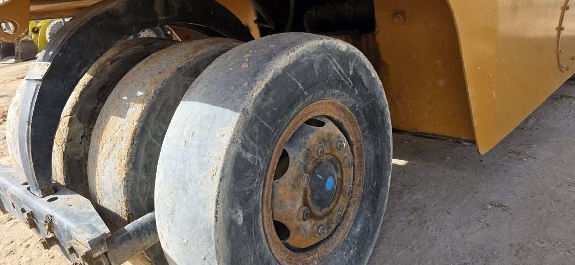 سلام عليكم حادله لبيع تاير رفيع لتواصل ولستفسار لرقم ابو مقتدى ***********
