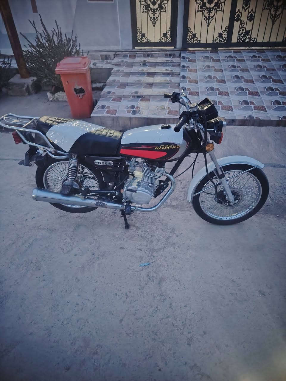 سلام عليكم دراجه اربعه كير تايكر موديل 2022منفيس موجود كهربائيات شغاله دراجه خير من الله شلعه معدل حيل نضيفه كدامك محرك كبس مامفتوح شرط سعر425بيها مجال للطيبين رقمي ***********
