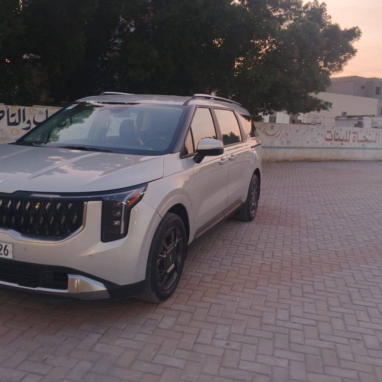 سلام عليكم كيا كرنفال البيع موديل 2025 هايبرد كامله موصفات بيبان كهربائي صندوك كهربائي كشنات جلد تتفا المرايات شفط المكان بغداد رقم الهاتف ***********
