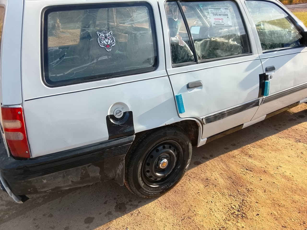 سلام عليكم لبيع اوبل كاديت محرك 16محرك وكير وصدر خير من الله كير عادي تخم تاير تحويل  مباشر السنوية 28السعر 25وبيه مجال بصيط العنوان الفلوجة النساف استفسار ***********
