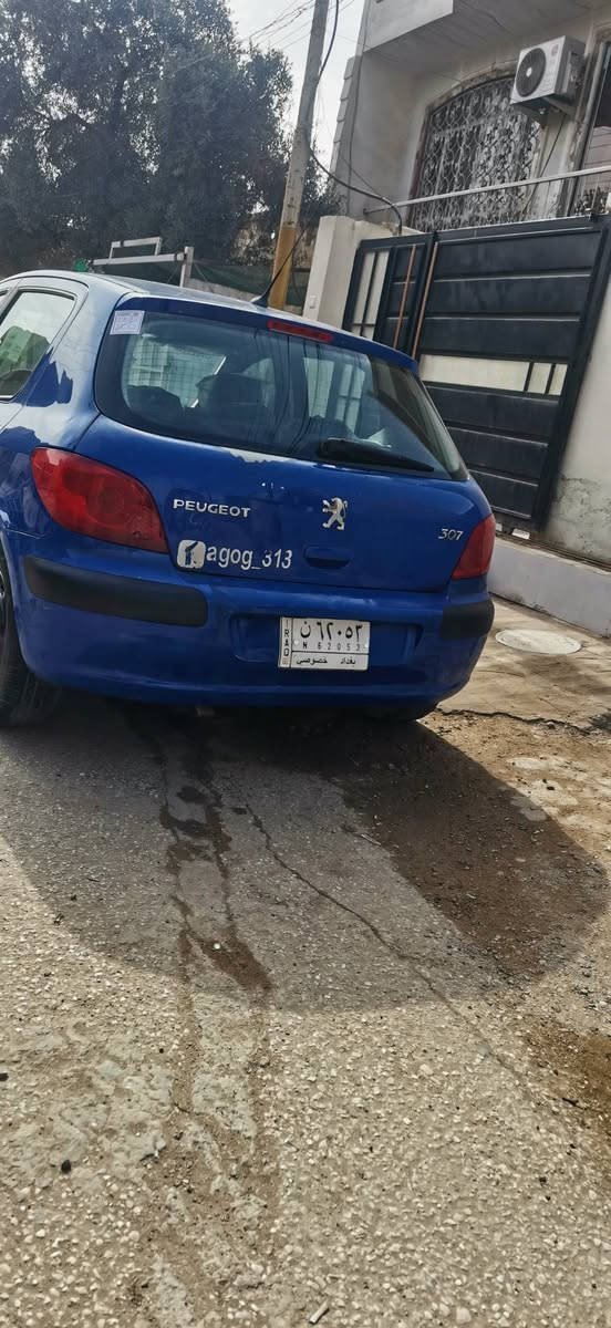 السلام عليكم سياره بيجو 307
2005
السياره بلاديه مابيها ضربه 
رقم نكليزي جديد هزه جديده باجر اشد الرقم الجديد كامله معاملته
السياره باسمي
تبريد شغال
بيها جراد بلبنيد 
شاشه +كامره السعر
50وبيها مجال بسيط. مكاني بغداد الدوره.

***********
