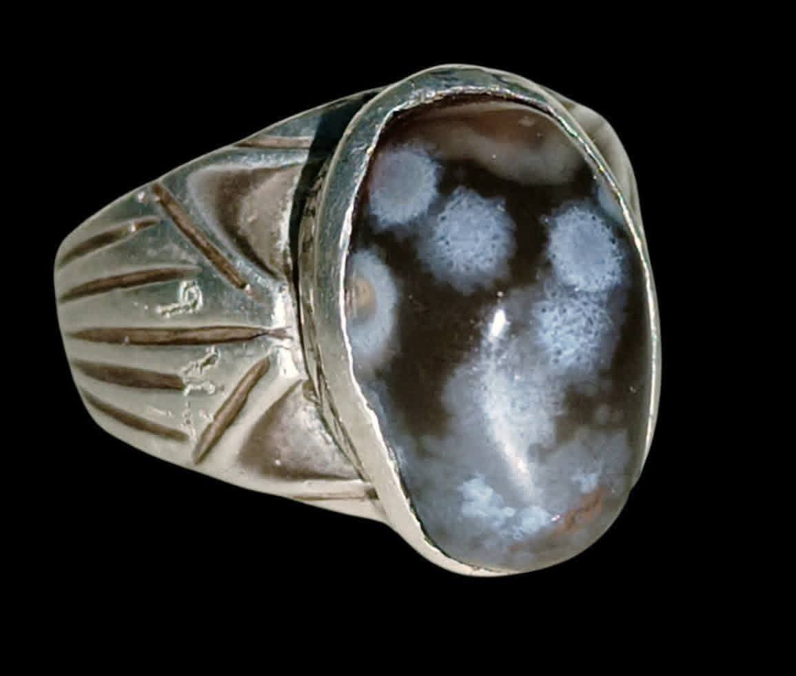 وينه اليدور مال زماط وشرط الشغل ومال سليماني عيون عطف نوادر النوادر فول الفول  وشرط الشغل تاخذة منجم 14 ليلة وبي توكيل عام وخدام وجاهز للحمل يعمل جاه وجاها عكد لسان محبه قبول طاعة خضوع جلب وتسهيل امور دوائر دولة صياغة يدويه قديمة فضه 925 يوجد توصيل ***********       ***********
