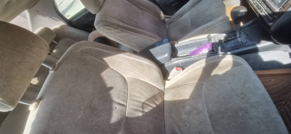 بطة فصل 1994 كفالة كير مكينة 2500vvt البدي شوفة العين  كهربائيات ضفيرة كاملة جديدة شادلها حدادية امامي خلفي البدي شوفة العين شراي تشلع عيوني مو شراي لا تخابر. رايدها ب 30 وبيها مجال
***********
