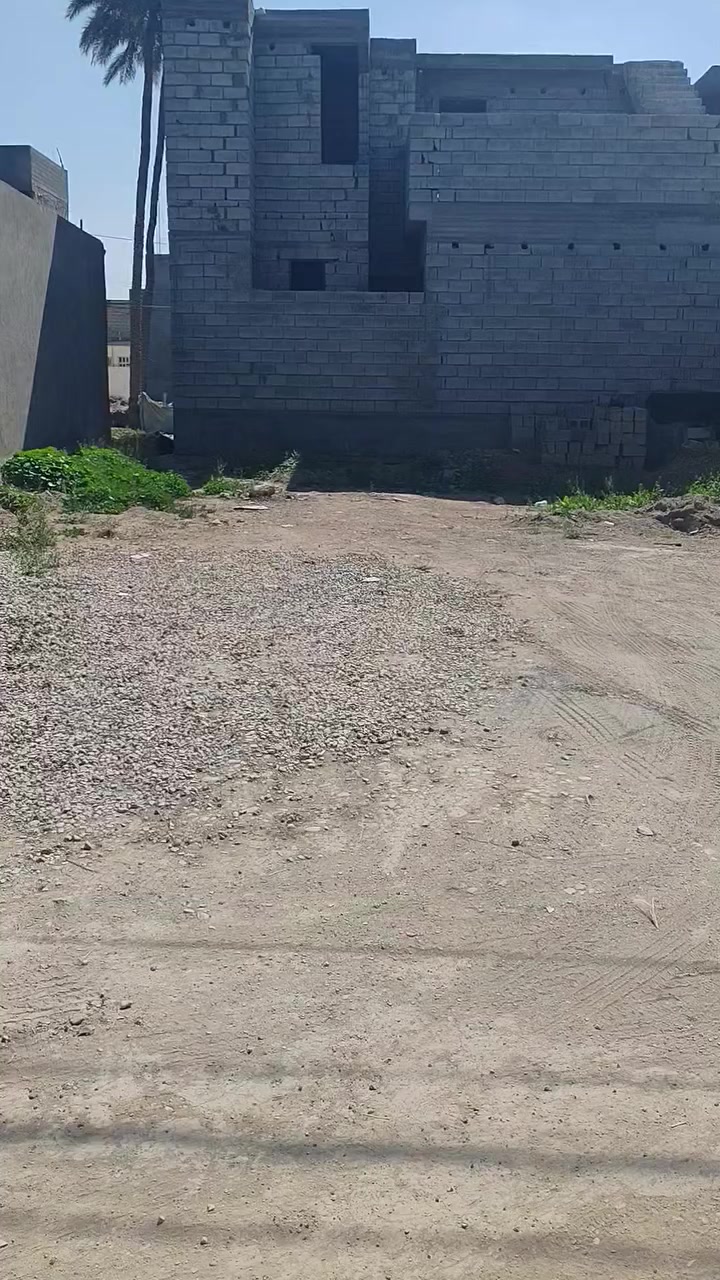 سلام عليكم ورحمة الله يوجد قطعة أرض طابو صرف ( بعقوبة شفته) مساحة ( ١٥٠ متر) (الوجه ١٠ والنزال ١٥ متر) واصل الها مي وكهرباء ومجاري والسعر ( ٢٥ مليون) للاستفسار أكثر خاص او الاتصال على الرقم الموجود ( ***********) (***********) مكتب دلالية حسين التميمي بلدروز حي الحشد مقابل التوزيع الجديد نستقبل كافه العروض الأراضي والدور السكنية
