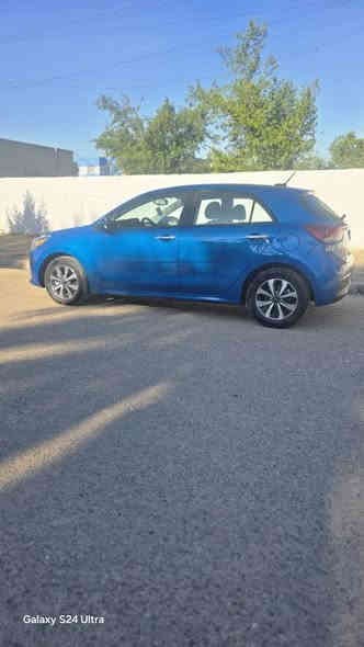 السلام عليكم عندي كيا ريو ٢٠٢٣ فئة s لون ازرق مميز ايرباك كل سليم بدون تبديل بنيد راجع حار ومصبوغ ودعامية مبدلة نفس اللون  وجاملغ عكس السايق بارد فقط بدون صبغ وتكحيل جوا الدوسة الخلفية شي قليل الصور قديمة ماخذها قبل فترة قليلة مالك واحد اني مستوردها تحويل مباشر سعرها ١٣٧ $ وبيه مجال ان شاءالله مكانها شارع فلسطين حي المهندسين للتواصل الاتصال على الرقم *********** 
مواصفاتها محرك ١٦٠٠ دوش ٨ نوزل 
بصمات دخول صندوق تشغيل تحكمات ستيرن كاملة 
رادار قيادة تحديد مسار وتوقف ذاتي 
تبريد شاشة اوتو 
شاشة للغة عربية اندرويد اوتو ابل كار لاسلكي كاميرا خلفية 
ويل كب يدات كروم 
لايتات بلوجكترات زنون 
كير ivt تبترونك يدوي عادي 
وضعيات قيادة بغداد
