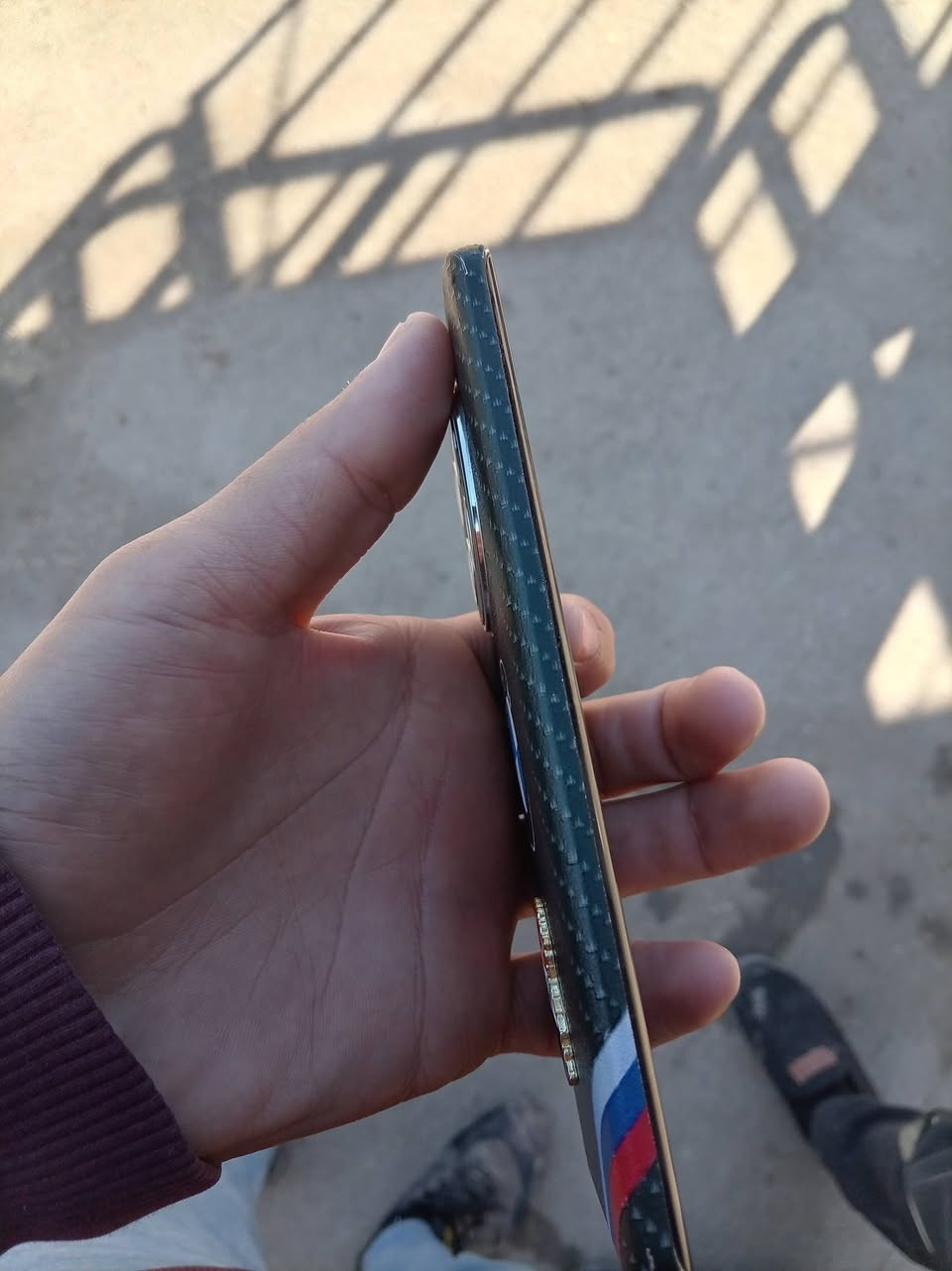 هواوي ميت خمسين برو 400 بي مجال خط واحد ظهر مكسور ***********
