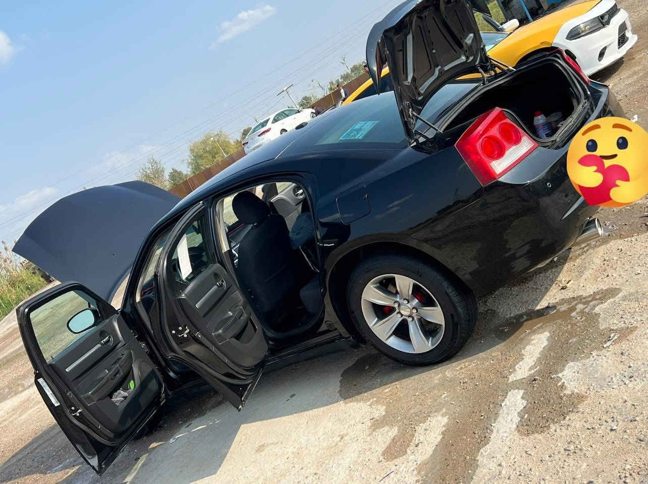 السلام عليكم 
2010 كفاله / رقم واسط / ما مشتغله خط/ ماشيه 182 / حقيقي / جديده بمعنه  / وشرط ما بيه برغي تجاري / من تسولف ع النضافه وجديد هنا موجود / عنوان / ناصريه / *********** / اتصال واتساب / اتصل وبيك خير وادلل

— ‏￼‏يشعر بـ‏المحبة‏
