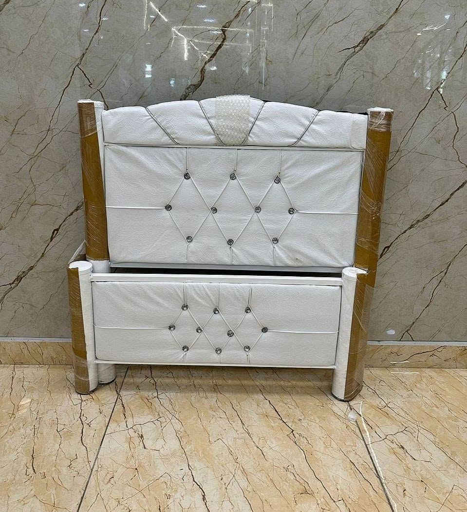 سرير نفر منام BRC تحمل أوزان ثقيله 
قياس الطول 190 سم* والعرض 90 سم* 
السعر 85 الف 🥳
توصيل بغداد 5 اطراف 10 محافظات 25 بغداد, العراق


**إذا كنت صاحب هذا الإعلان وتريد حذفه لأي سبب، رجاءا أرسل رسالة إلى الدعم الفني**