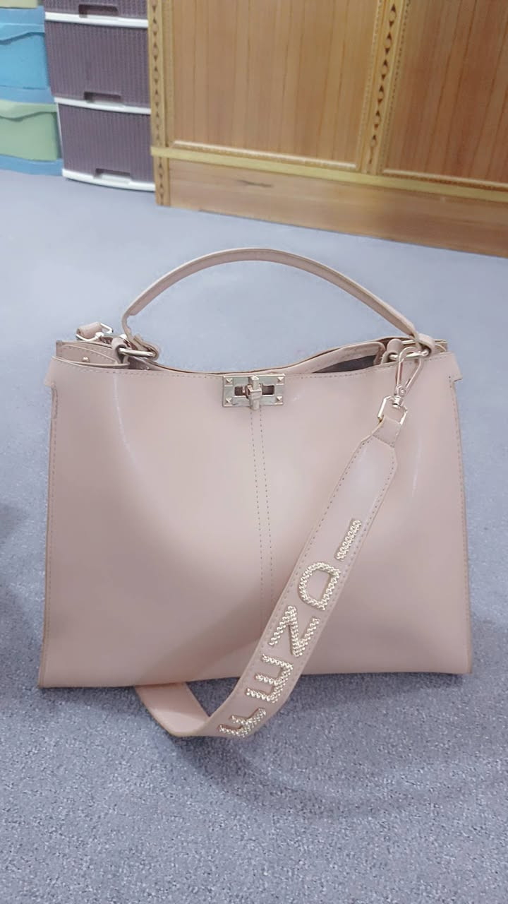 كلهم جلد طبيعي امانة الله وجدد ابيع الوحده على 5 المراسله ع الخاص


**إذا كنت صاحب هذا الإعلان وتريد حذفه لأي سبب، رجاءا أرسل رسالة إلى الدعم الفني**