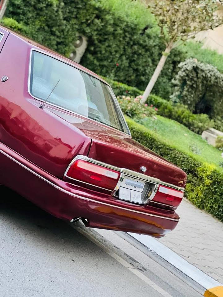 نيسان سدريك، 2001 
تبريد وي سويج /بشرط
رقم أربيل أصولي تحويل مباشرة 
ومفحوصة حاسيبة بغداد العامة 
كيروو محرك و اكسل لوك
قفل مركزي
اربع جام كاهرباي
داخل فورميكا
سيدي ئوكس بلووتوز
داخل الأبيض
حجمة جمالة
سيارة يشتغل بغاز و بنزين 
داخل علي وضع شركة باقي
امام و خلف جديدة بشرط
سيارة هواية علوة باقي
كاهرباي كامل بشرط
تعويل/غرامه/كص/بشرط
سعر 50 ورقة بي مجال 
مكان سيارة أربيل
رقم تليفون ***********
للأستفسار اكثر تعال خاص او خابر واتساب .
